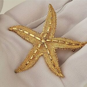 Starfish 𝅺Brooch Vintage Gold Tone Beach Nautical Pin #0108
